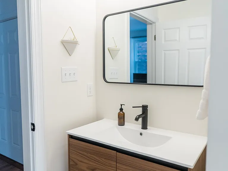 129 S Main St #2B — Photo 10