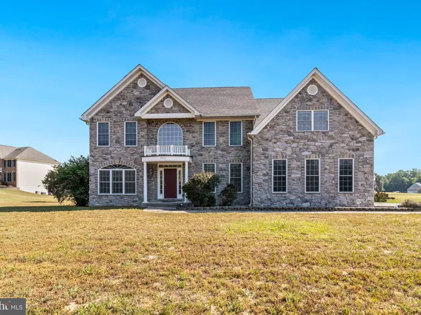 6975 Olive Damsel Ct, Hughesville, MD 20637