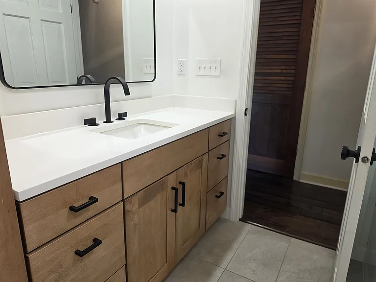 51 Eastern Ave — Photo 23