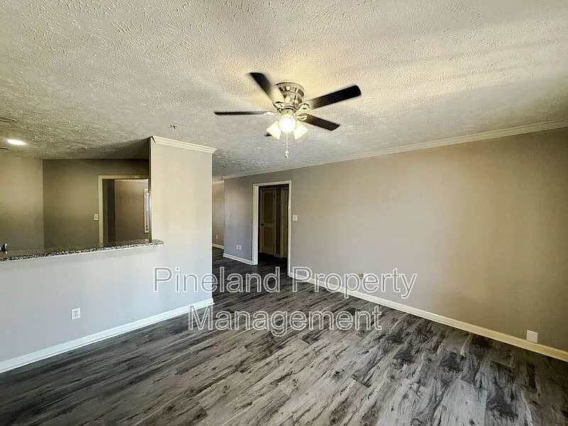 2 bed, 2.0 bath, 1157 sqft, $1,300 — Photo 4