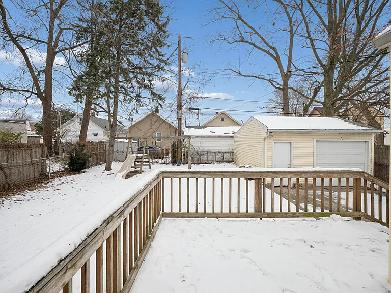 4438 Packard Rd — Photo 45