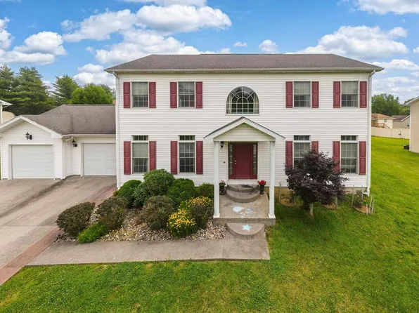 109 S Greg Ln, Carbondale, IL 62901