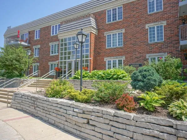 13335 Watertown Plank ROAD #216, Elm Grove, WI 53122