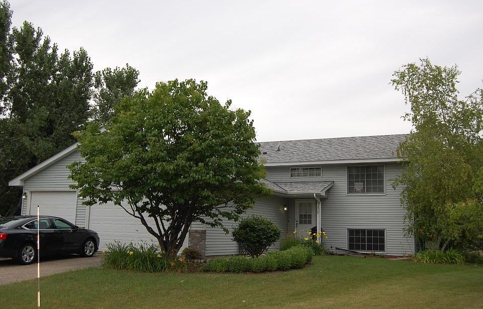 2nd image of 17514 Freeport Ct