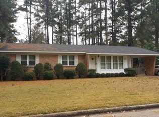 2007 Meadowlane Dr, Fordyce, AR 71742