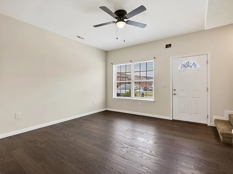 4653 Fairfield Farm Rd — Photo 3