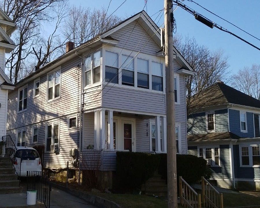 126-128 Colonial Rd, Providence, RI 02906 | Zillow