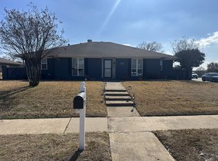 4200 Los Robles Dr, Plano, TX 75074