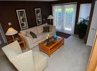 2339 N Samson Way APT 1A, Waukegan, IL 60087