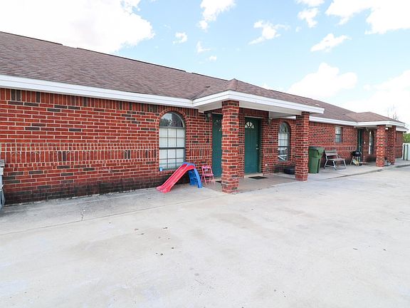 4th image of 1104 Carla St