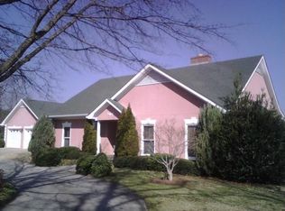 813 Elrod Ferry Rd, Hartwell, GA 30643