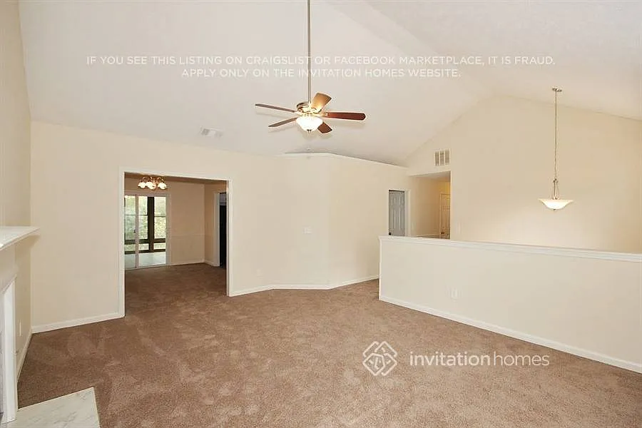 320 Ashland Manor Dr Lawrenceville, GA 30045 — Photo 3