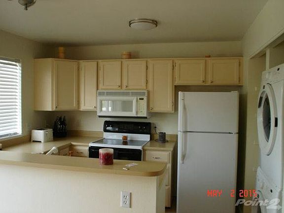 APPLIANCES INCLUDED