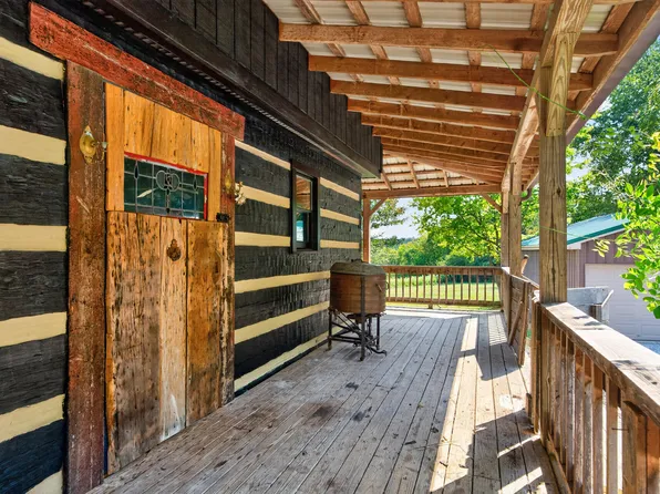 5060 Paynes Mill Rd, Lexington, KY 40510