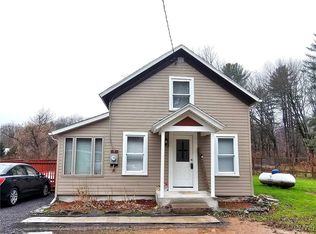 13 Kibbie Lake Rd, Constantia, NY 13044