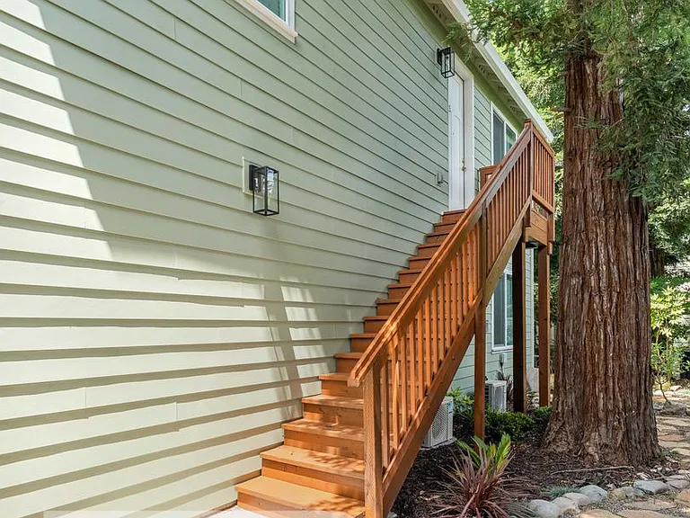 1314 Q St #5 — Photo 4