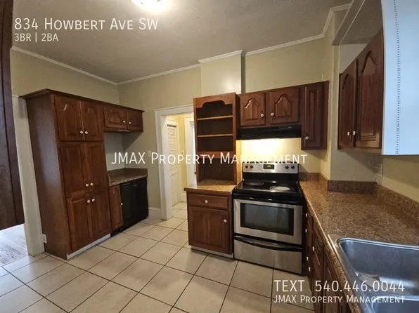 834 Howbert Ave SW, Roanoke, VA 24015