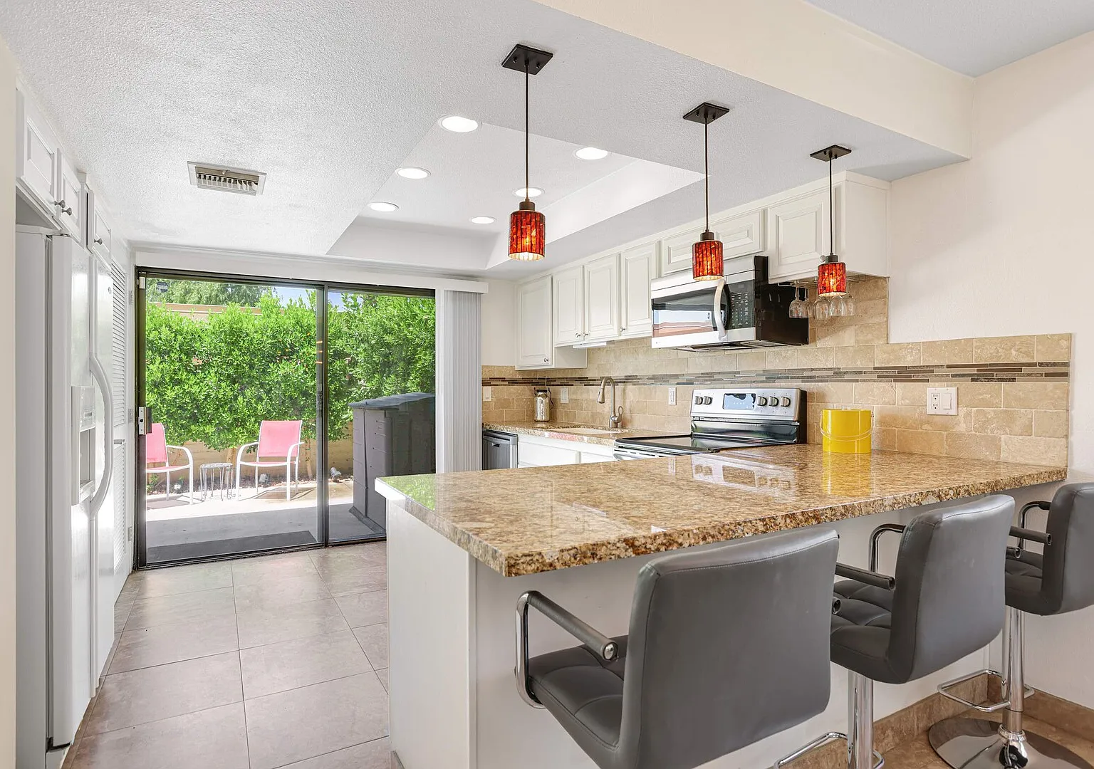 Palm Springs Condo w/ Pool, Hot Tub & Patio — Photo 2
