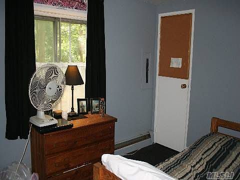 5th image of 34 Lakeside Dr