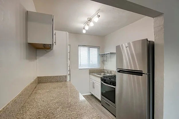 2216 N 16th St #5 — Photo 3