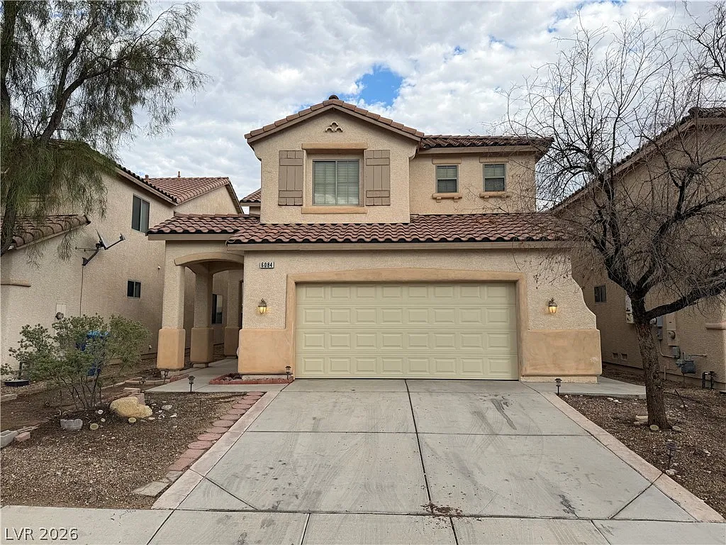 4 bed, 3.0 bath, 2859 sqft, $2,495 — Photo 1