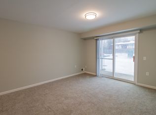 11 Robert Dr APT 113, Lancaster, NY 14086