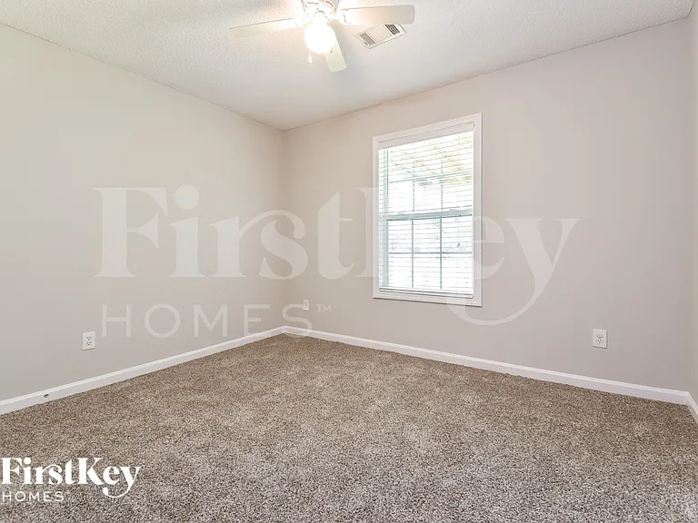 996 Highway 211 NE — Photo 12