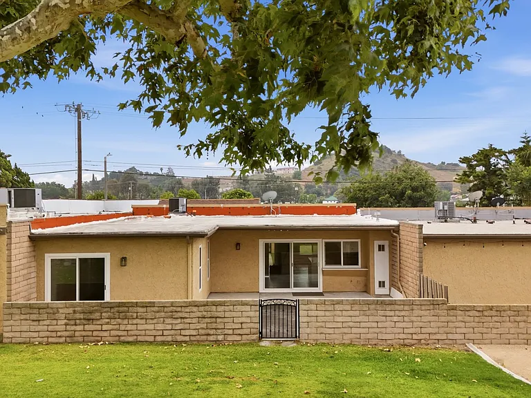 725 Palomares Ave — Photo 36
