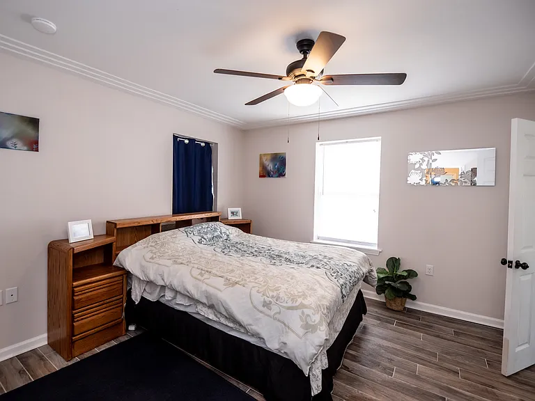 412 Labree Rd — Photo 10