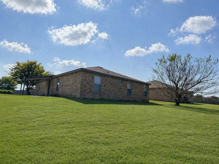 3012 Viewcrest Dr — Photo 15