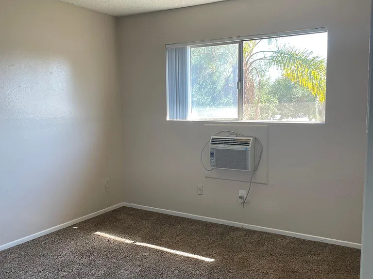 1331 N San Gabriel Ave #12 — Photo 14