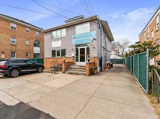 941 Forest Ave, Staten Island, NY 10310