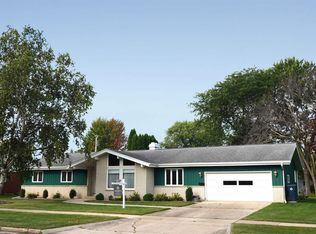 100 N National Ave, Fond Du Lac, WI 54935
