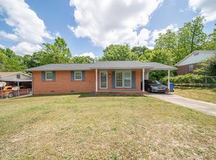 824 Greenbrier Dr, Columbus, GA 31907