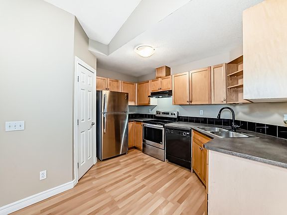 4th image of 150 Edwards Dr SW #48