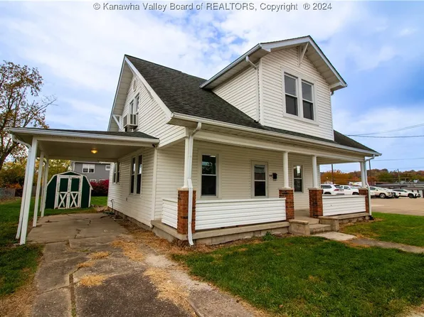 209 Dudding Ave, Hurricane, WV 25526