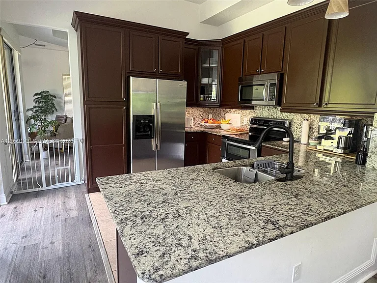 8378 NW 39th Ct — Photo 17