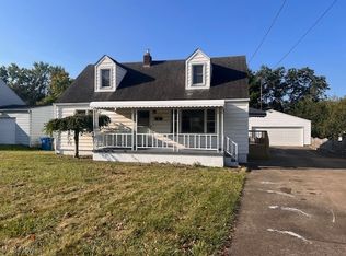 383 Jackson St, Campbell, OH