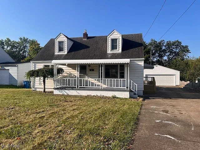 383 Jackson St photo 1