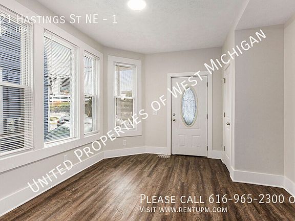 5th image of 121 Hastings St NE Unit 1