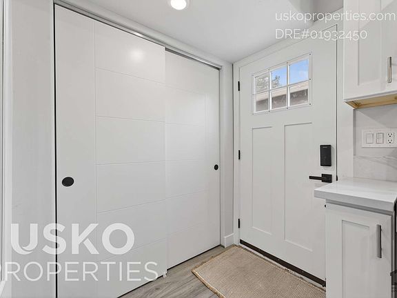 4th image of 3369 Zenobia Way