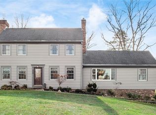 5200 Milford Dr, Zanesville, OH 43701