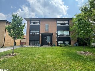 153 Saint Vincent St, Barrie, ON