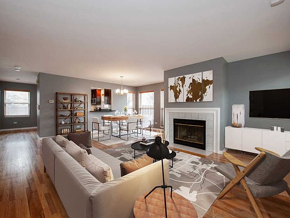 2nd image of 1547 N Clybourn Ave Unit E