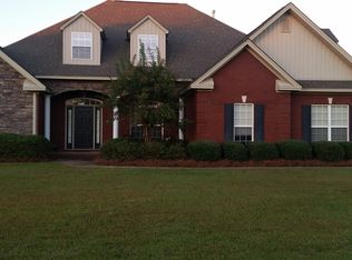 208 Country Club Dr, Wetumpka, AL 36092