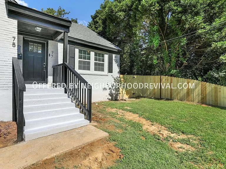 77 N Greer St — Photo 3