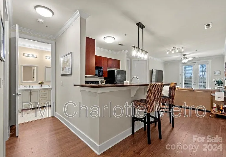 1101 W 1st St #311 — Photo 7