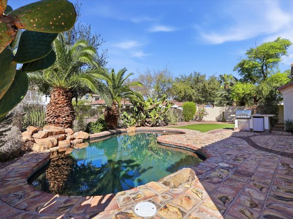2280 E Indigo Dr