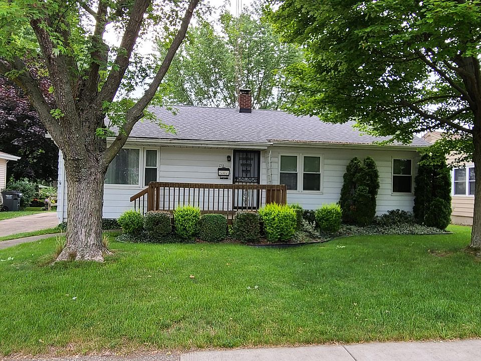 1st image of 2713 Thayer Dr