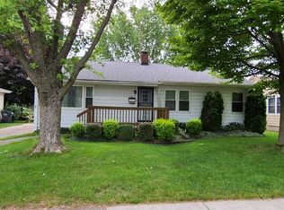 2713 Thayer Dr, Saint Joseph, MI 49085